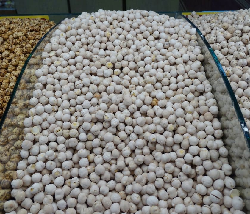 White Chickpeas — Öz Kervan Kuruyemiş, Antalya