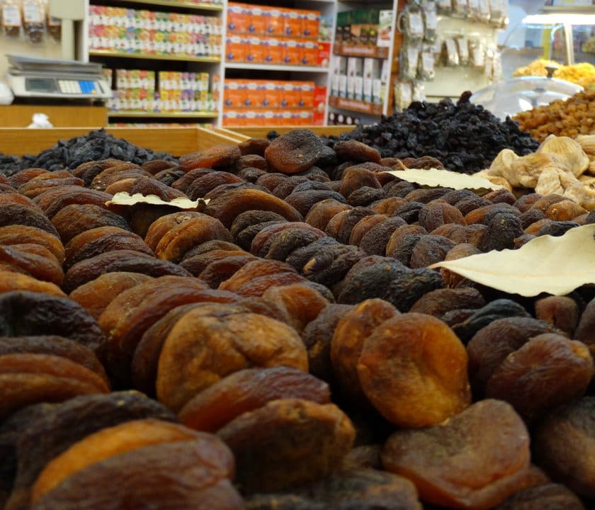 Sun-Dried Apricots — Öz Kervan Kuruyemiş, Antalya